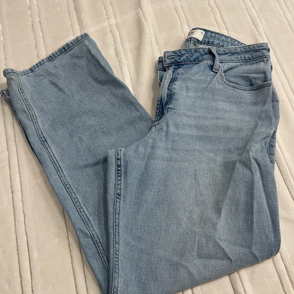 HOLLISTER Light Blue Denim Jeans curvy high rise Dad